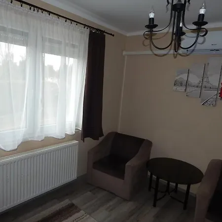 Vitkai-voeroes Apartament *